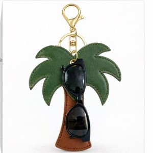 Palm Tree Leather Sunglasses Holder Keychain Style <b>Bag</b> Charm Custom Eyewear Clip Glasses Hanging Accessory - Product Image 4