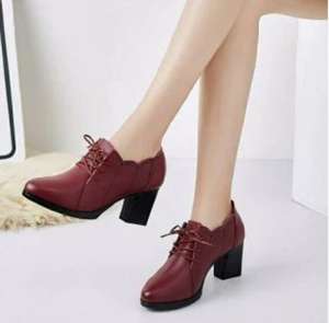 Nouvelle couche de tête noire <span class=keywords><strong>talon</strong></span> épais chaussures de travail en cuir souple tête pointue à lacets petites pompes en cuir - Product Image 4