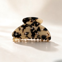 Pince à cheveux en acétate avec strass Ume 6,7 cm, style coréen élégant, pince requin pour femme, vente en gros personnalisée