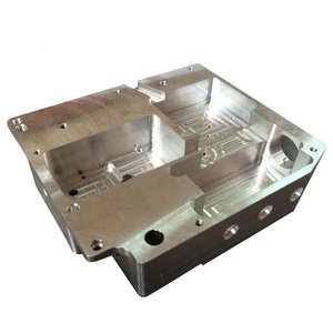 บริการขึ้นรูปอะลูมิเนียมแบบหล่อขึ้นรูป ADC3 A360 ADC12 <span class=keywords><strong>A380</strong></span> ชิ้นส่วนอะลูมิเนียมสำหรับมอเตอร์ยานยนต์ บริการงานกลึง CNC แบบกำหนดเองตามสั่ง OEM - Product Image 2