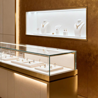 Comptoir de magasin de bijoux de luxe moderne, design en verre et bois, table de présentation de bijoux, vitrine à montres et bijoux