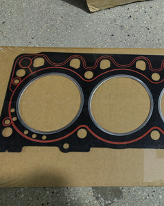 ガスケット、DeutzのF4L2011One-toothのために適当なシリンダーヘッド - Product Image 2