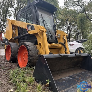 Vente Flash Chargeuse sur pneus Caterpillar CAT 246D d'occasion, modèle 2022, puissance 60KW, moteur de pompe hydraulique, prix avantageux, bon état - Product Image 5