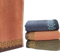 Couleur personnalisée surplus de liquidation motif jacquard serviette de bain essuie-mains en coton