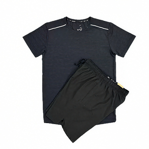T-Shirt e <span class=keywords><strong>Pantaloncini</strong></span> da Palestra Unisex di Alta Qualità, Asciugatura Rapida, Traspiranti, Antibatterici, Abbigliamento Sportivo per <span class=keywords><strong>Calcio</strong></span>, Manica Corta per Uso Quotidiano - Product Image 3