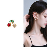 Boucles d'oreilles pendantes tendance plaquées or 18 carats, inspirées des fruits (cerise, fraise), en laiton, perles et zircon, bijoux pour femmes pour les soirées