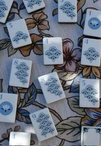 Luxe opvouwbare Amerikaanse Mahjong set met 160 tegels, milieuvriendelijk, inclusief gratis Mahjong accessoires voor tafelspellen. - Product Image 6