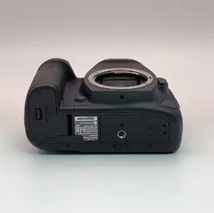 Appareil photo numérique d'occasion professionnel Canon 5D Mark IV 5D4 pour studio, idéal pour le streaming en direct - Product Image 3