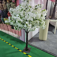 L79 Vente à chaud Décoration de table pour événement de mariage Centre de table Arbre à fleurs Soie artificielle Blanc Fleurs de cerisier en promotion