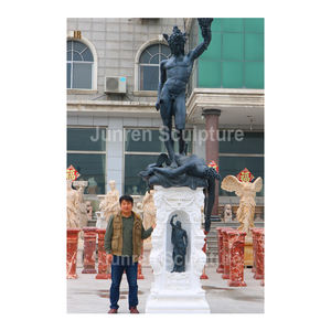 Statua di Medusa in bronzo a grandezza naturale da giardino all'aperto - Product Image 1