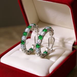 Orecchini a Cerchio E3213 in Argento 925 con Gemma Verde per Donna, Gioielli con Cristalli e Montatura a Griffe per Uso Quotidiano - Product Image 2