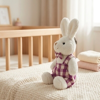 Porte-clés en peluche lapin mignon avec tenue à carreaux et nœud papillon, mini animal en peluche de 8,5 cm pour sacs et cadeaux - Vente en gros