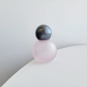 Vente en gros Mignon <span class=keywords><strong>Flacon</strong></span> de parfum boule ronde rose mat de 30ml Bouteilles en verre à baïonnette de couleur différente pour parfum - Product Image 6