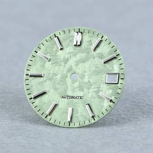 Le module de cadran Bliger NH35/NH36 sélectionne les pièces de montre en cuivre vert été 29mm - Product Image 2