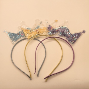 Diadema de Plástico con Corona de Princesa y Lentejuelas para Niñas y Bebés, Diseño de Arena Movediza, Accesorios para el Cabello para Fiestas Infantiles, Famosa en Internet - Product Image 1