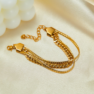 Pulsera de Eslabones Cubanos Planos Multicapa de Acero Inoxidable con Baño de Oro PVD de 18K, Cadena de Eslabones Cubanos para Mujer, a la Moda - Product Image 2