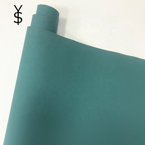 Proveedor de <span class=keywords><strong>oro</strong></span> resistente a productos químicos impermeable de color sólido rollo de <span class=keywords><strong>película</strong></span> laminada de pvc <span class=keywords><strong>película</strong></span> - Product Image 4