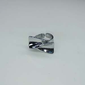 Fashion <b>Ring</b> 316L Stainless Steel PVD Gold Plating Resistant Sustainable Jewelry For Women Men - Product Image 1