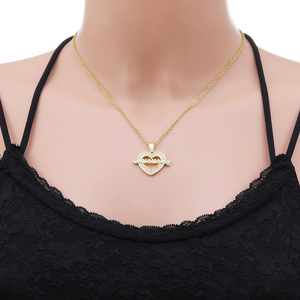 Bijoux en zircon brillant d'amour élégant en acier inoxydable <span class=keywords><strong>collier</strong></span> pendentif en forme de coeur creux étoile maman maman lettre pour cadeau de fête <span class=keywords><strong>des</strong></span> mères - Product Image 3