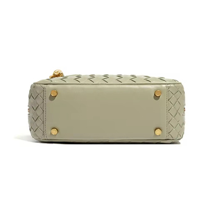 Handmade Vintage Genuine Leather Single-Shoulder Bag Fashionable Braided Crossbody Lady's Style Small <b>Square</b> Design China Other - Product Image 4