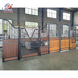 Panneau frontal d'écurie pour <span class=keywords><strong>chevaux</strong></span> en bambou et acier, modèle populaire, pour écuries extérieures et boxes à <span class=keywords><strong>chevaux</strong></span> - Product Image 3