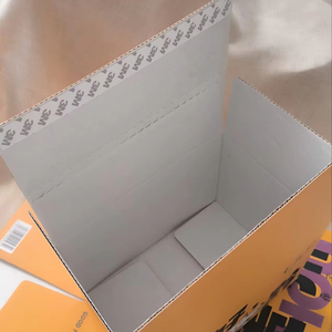 Boîtes <span class=keywords><strong>d</strong></span>'emballage pour vêtements écologiques personnalisées, logo personnalisé pour les vêtements, boîtes <span class=keywords><strong>d</strong></span>'expédition pour vêtements, boîtes en carton ondulé avec papier <span class=keywords><strong>d</strong></span>étachable - Product Image 6