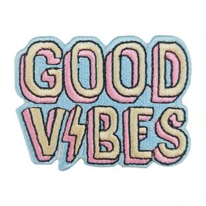 Offre Spéciale : Écussons Brodés Personnalisés « Good Vibes » à Thermocoller - Product Image 1