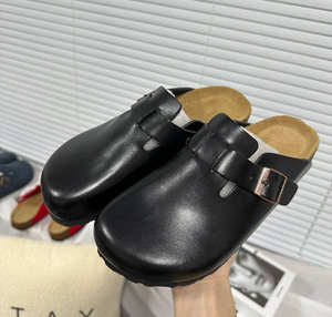 Birkenstocks 2025 été nouvelles pantoufles en liège à double boutonnage hommes et femmes <span class=keywords><strong>sandales</strong></span> en cuir d'extérieur vêtements d'extérieur confortables - Product Image 3
