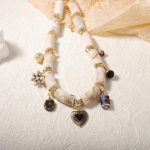 สร้อยคอไม้ไผ่เรซินจี้อัลลอยดีไซน์สร้างสรรค์ตามสมัยนิยม - Product Image 3