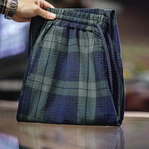 <span class=keywords><strong>Pantalon</strong></span> Décontracté Homme Maden – <span class=keywords><strong>Pantalon</strong></span> Texturé à Carreaux Vintage Écossais en Seersucker Coupe Décontractée Prêt à Expédier - Product Image 5