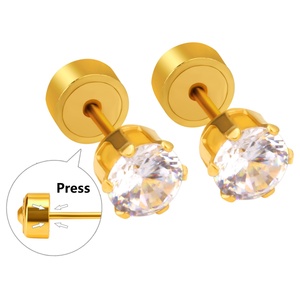 Boucles d'oreilles clous hibou en acier chirurgical vintage au design élégant, avec zircon noir, pour hommes et femmes - Product Image 3