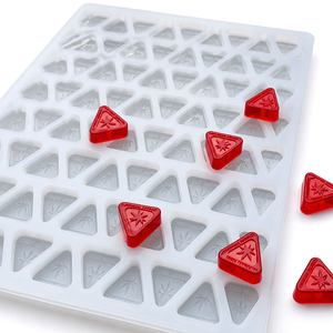Moule à bonbons triangulaires de 4 ml, déposeur universel, 144 cavités, <span class=keywords><strong>rebord</strong></span> renforcé épais, <span class=keywords><strong>silicone</strong></span> platine, vente en gros OEM - Product Image 2
