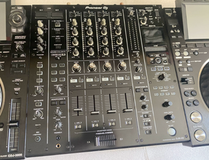 Ensemble <span class=keywords><strong>DJ</strong></span> <span class=keywords><strong>Pioneer</strong></span> CDJ-<span class=keywords><strong>3000</strong></span> & DJM-A9 d'occasion - Équipement <span class=keywords><strong>DJ</strong></span> professionnel pour club - Haute valeur - En stock - Product Image 5