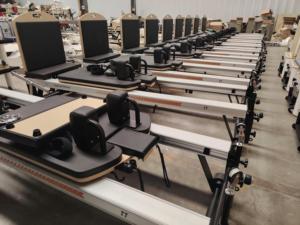 Máquina de Pilates Reformer Comercial de Aluminio Personalizable para Entrenamiento de Core y Estiramiento, Fabricada en China - Product Image 6