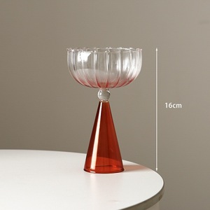 L <span class=keywords><strong>Design</strong></span> unico all'ingrosso alta borosilicato a strisce di <span class=keywords><strong>vetro</strong></span> di vino calice di <span class=keywords><strong>caffè</strong></span> tazza di <span class=keywords><strong>vetro</strong></span> soffiato a mano - Product Image 4