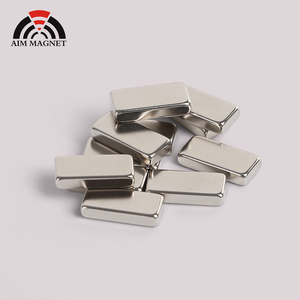 Aimants puissants en néodyme fritté NdFeB sur mesure <span class=keywords><strong>pour</strong></span> usage industriel, soudage, pliage, grade NdFeB haute température 80-230°C, époxy brillant - Product Image 3
