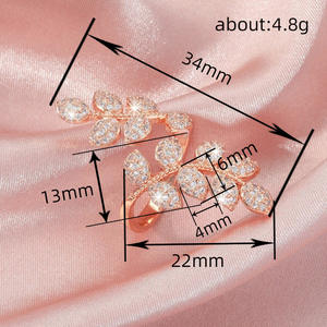 T0079 Anello da Cocktail Placcato Oro Rosa con Cristalli e Strass a Forma di Pianta per Donne, Anelli Eleganti da Matrimonio - Product Image 3