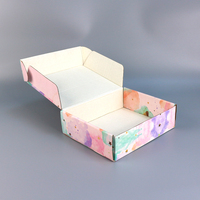 Boîte d'expédition surprise pour cadeau de vêtement durable imprimé de logo personnalisé recyclable boîte à perruque bougie noire violette de grande marque recyclable
