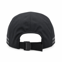 Gorra Deportiva de Alto Rendimiento con Franja Lateral Personalizada, Reflectante Negra, Ligera, Venta al Por Mayor, Suministro Directo de Fábrica