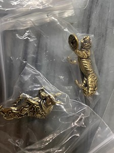 1 pieza de estatuas de tigre de latón hechas a mano, arte decorativo vintage con detalles intrincados, decoración de escritorio - Product Image 6