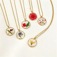Collier romantique en fleurs séchées véritables, pendentif en résine de fleurs éternelles fait à la main, cadeau pour la fête des mères, anniversaire, bijoux pour femmes