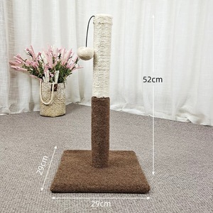 Duurzame klassieke houten kattenboom met krabpaal voor katten om te rusten en te spelen - Product Image 6
