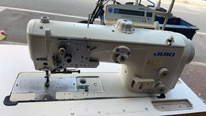 Machine à coudre Juki 2810-7 d'<span class=keywords><strong>occasion</strong></span>, à pied marcheur, pour cuir épais, avec coupe-fils automatique - Product Image 5