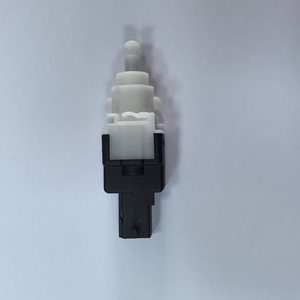 Interruptor de Luz de Freno Fiat 60669020 9S5113K198AA 12V para Reemplazo o Reparación Citroën Europa - Product Image 2
