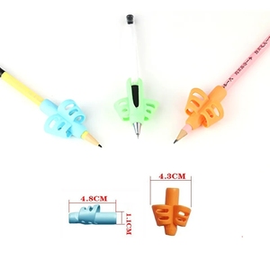 Juego de 3 Empuñaduras de Silicona Suave para Lápices, Soportes para Dos Dedos para la Práctica de Escritura y Corrección de Postura en Niños - Product Image 6
