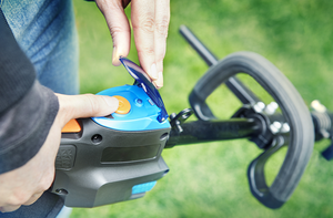 Lawnmaster Électrique ménage tondeuse à gazon houe petit multifonctionnel rechargeable désherbage débroussailleuse NPTBSP2609A - Product Image 3