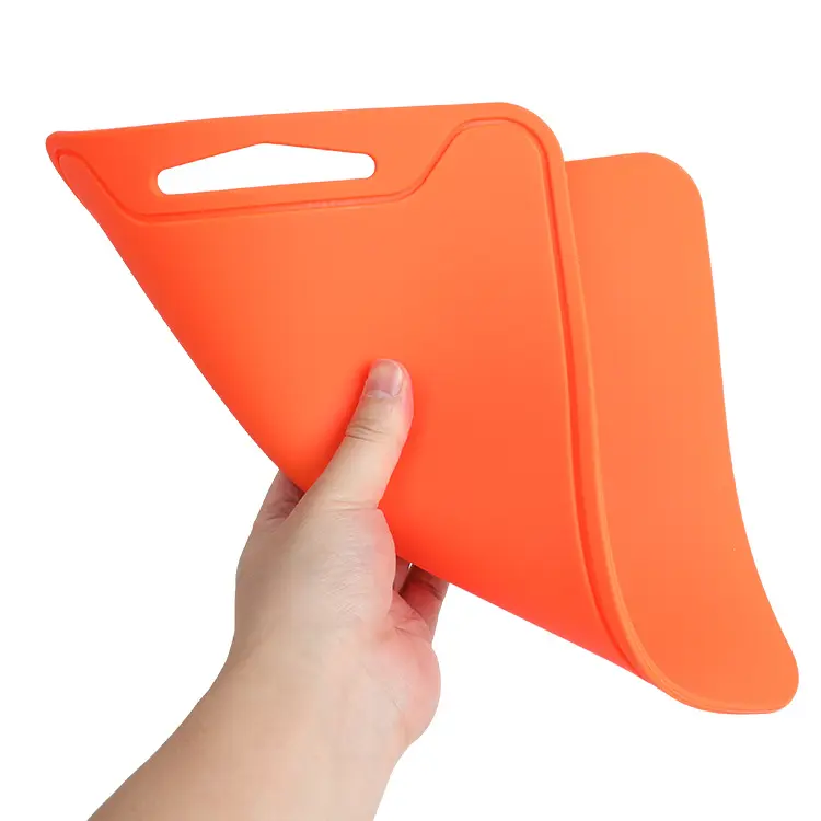 PP Natural Camping Fruit Collapsible Outdoor Top Seller Chopping Mats Silicone Cutting Board