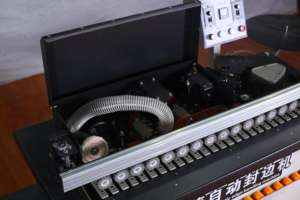 Machine à chants automatique SNIO STAHL DY08 4000ml pour panneaux à base de bois, machine à chants, machine à travailler le bois à vendre - Product Image 4