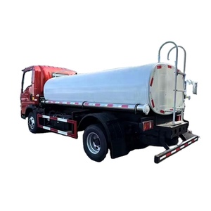 Nuevo Mini Camión Cisterna de Combustible de 10000 Litros de Capacidad, Tracción 4x2, Tanques de Combustible de Aluminio, Camión Howo - Product Image 6