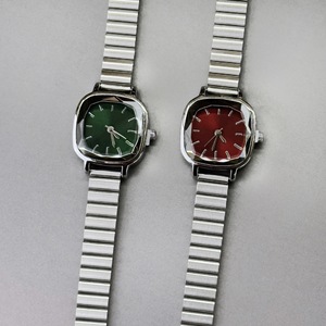 Montre pour femme haut de gamme à quartz, cadran carré petit, bracelet en acier allié, style bambou - Product Image 5